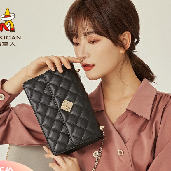 elle包包是什么档次，elle包包属于什么档次（初春必买的几款包包）