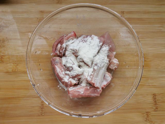 白莲藕怎样做好吃，白莲藕怎么做最好吃（莲藕别只知道凉拌煲汤）