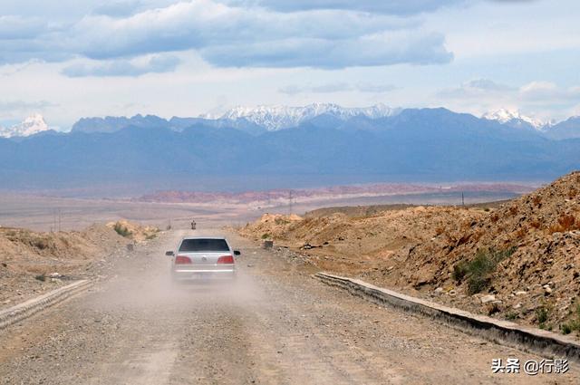 一个人的龟兹，一个人的龟兹演员是谁（探密克孜尔千佛洞背后的故事）