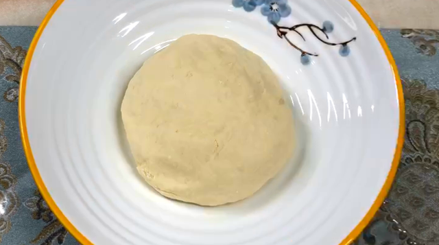 用手抓饼怎么做早餐，20分钟解决全家早餐