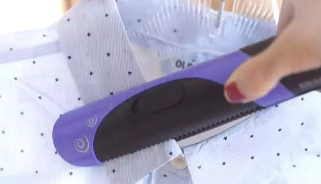 裤子起球怎么快速去掉，衣服起毛用什么办法把它去掉（裤子不合身……教你一招）