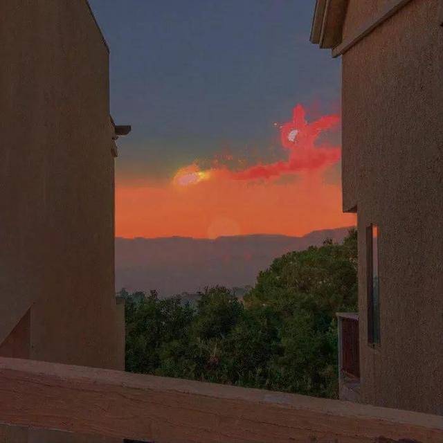 落日晚霞朋友圈背景，落日晚霞朋友圈背景图（朋友圈背景图）