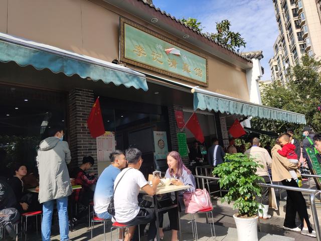 城南花已开下一句，城南花已开愿君安常在什么意思（城南花已开）