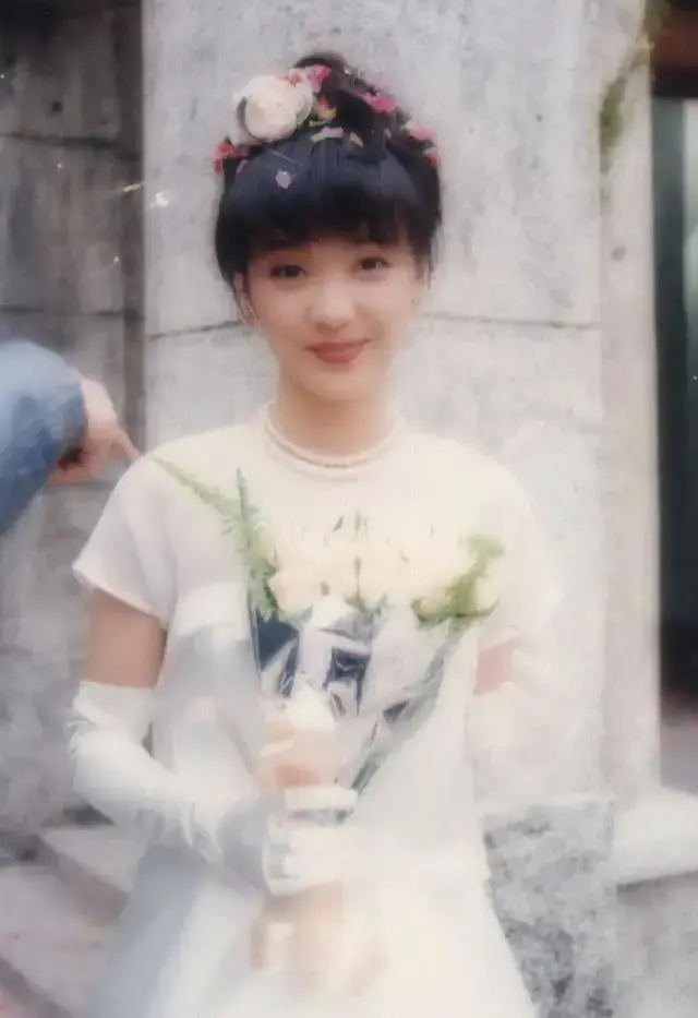 陈慧娴老公是谁，陈慧娴老公是谁（55岁的一代歌后陈慧娴）