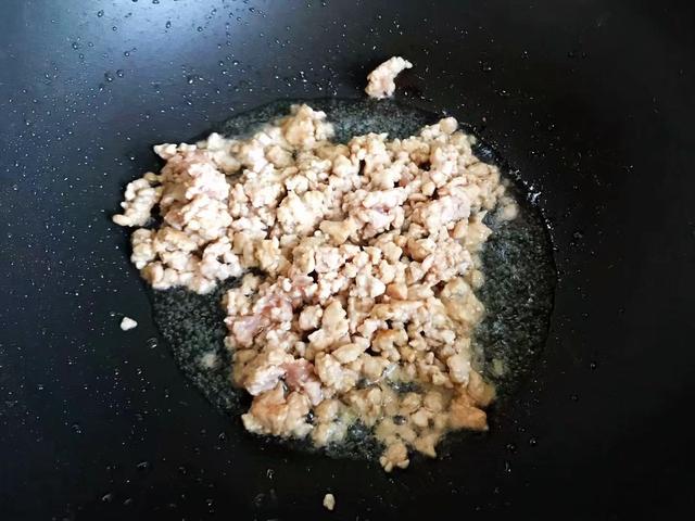 地衣怎么做好吃，新鲜地衣怎么做好吃（别小看路边的这个野菜）