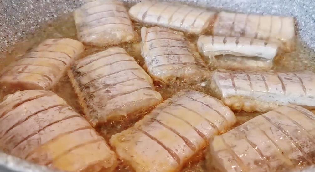 图片[5]-【糖醋带鱼】做法步骤图 不油炸不清蒸 鲜香肉嫩无腥味-起舞食谱网