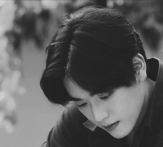 lay是什么意思，lay什么意思（他泰港风少年：黄立贤血统加持）