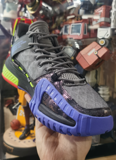 反伍是什么意思，李宁反伍系列（安踏外场实战篮球鞋曝光）