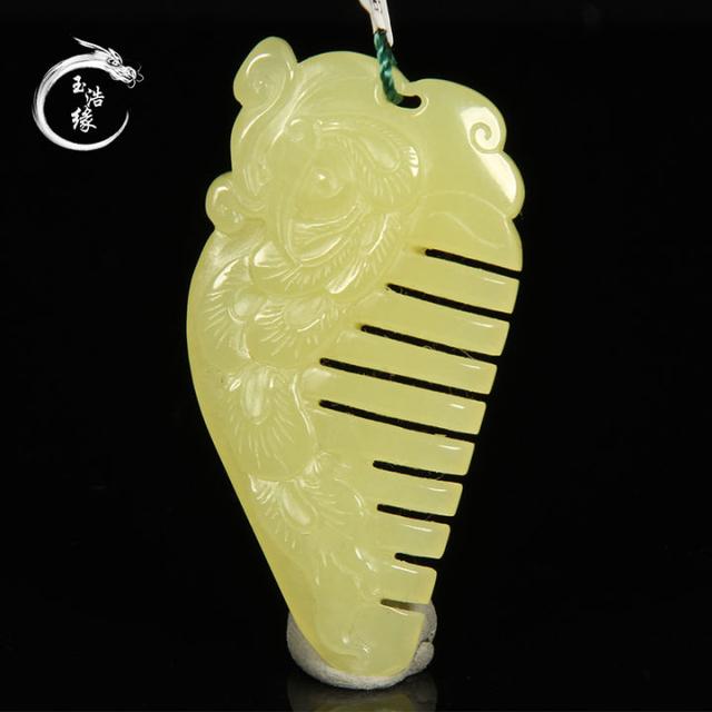 梳子的寓意是什么，送人梳子的寓意是什么（和田玉玉雕梳子有那些美好的寓意）