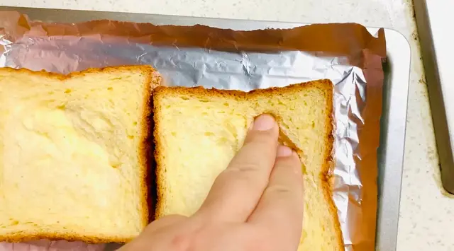 正宗芝士黄油吐司做法，半熟溏心蛋像布丁一样