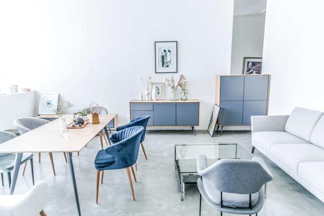 床头柜一般多高，床头柜高度一般是多少（这些尺寸你应该先了解清楚）