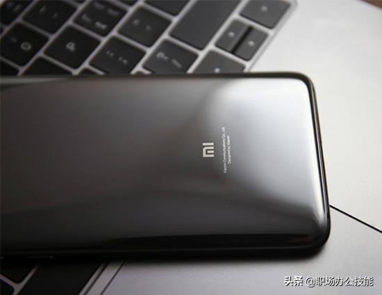 如何解决小米手机卡顿问题，小米手机变卡顿怎么解决（原来小米手机是这样清理内存的）