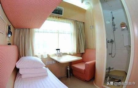 硬卧和软卧有啥区别，硬卧和软卧有什么区别啊（我国火车卧铺一共有五个等级）