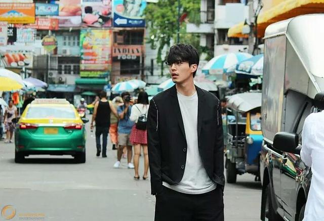 李东旭主演的电视剧,韩剧喜剧电视剧(韩国人气男星李栋旭) 李东旭主演的电视剧,韩剧喜剧电视剧(韩国人气男星李栋旭)