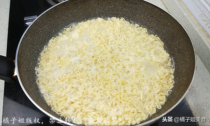 圖片[3]-方便面最新吃法 香辣爽口 吃著超過癮-起舞食譜網(wǎng)