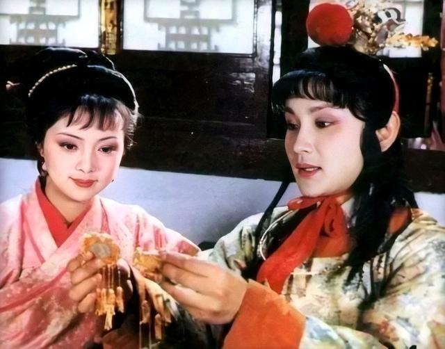 红楼梦贾宝玉结局，红楼梦书中贾宝玉的结局（因被丈母娘嫌弃投湖自尽）