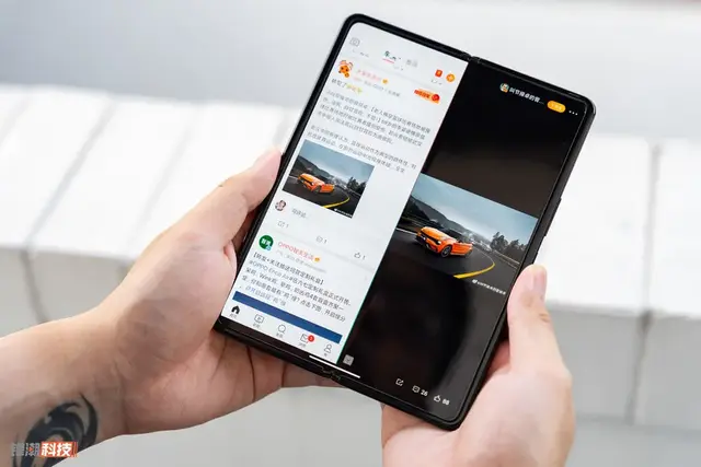 kimoji，极具个人风格：美国影星（kimoji怎么读）