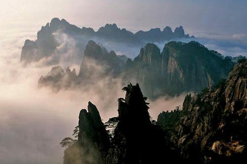 拥有双重桂冠的佛教四大名山之九华山，九华山是佛教四大名山之一吗（中国佛教四大名山之一的九华山）