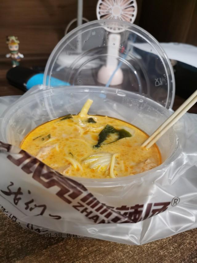 军训期间有什么可以多人玩的游戏，军训的时候可以玩什么游戏（军训奇妙行为大赏）