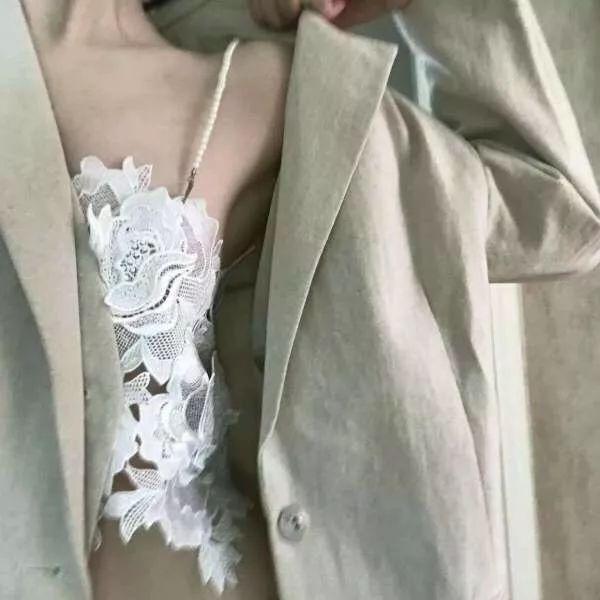 动漫帅哥美女图片，帅哥美女杂图（图王鲨鱼哥第33期33套微信头像加背景图）