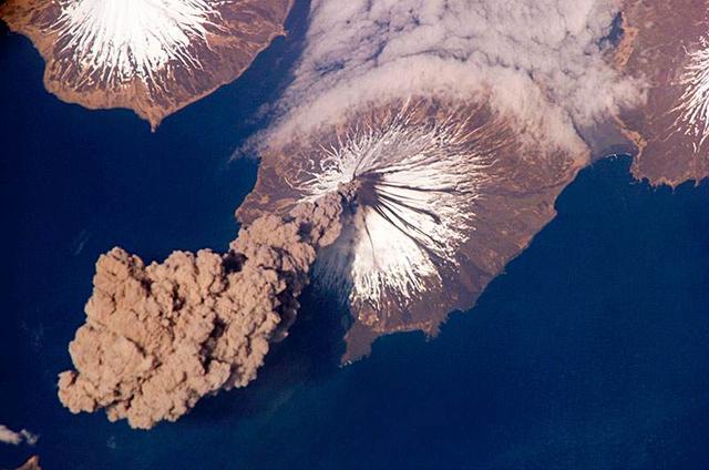 世界上所有火山都在哪儿，世界著名的十大火山