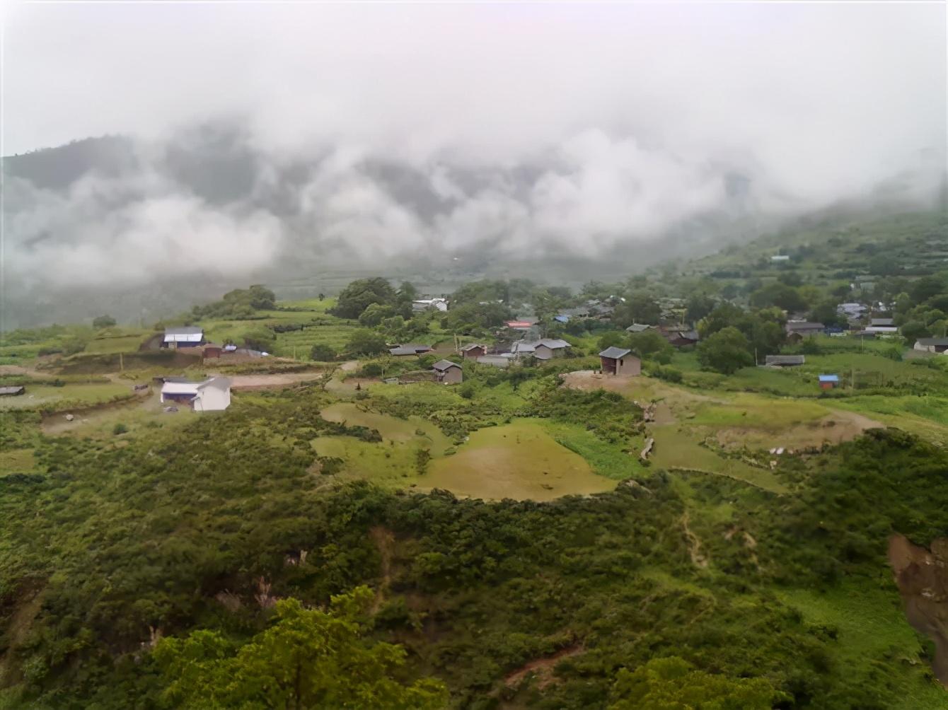 衣服绳子打结方法，衣服抽绳个性绳结绑法（香格里拉县东坝日树湾村东巴文化现状调查）
