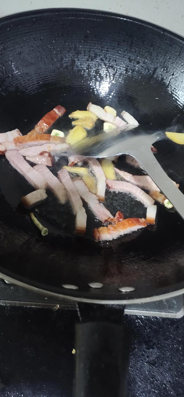 芦蒿香干怎么做，芦蒿炒香干好吃的诀窍