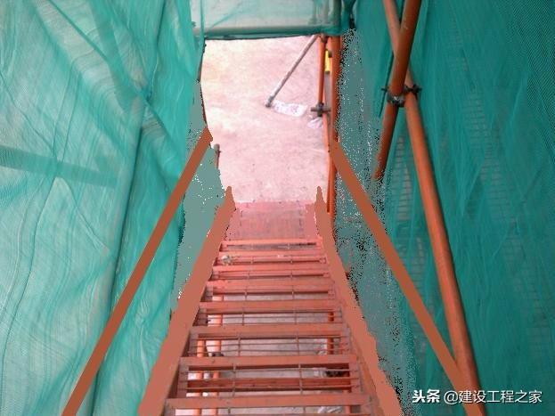 脚手架扫地杆设置要求，脚手架扫地杆设置要求有哪些（脚手架施工的48条安全标准）