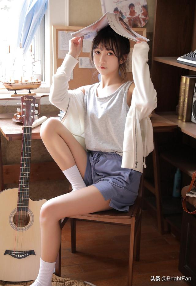 可爱美女，美女可爱（治愈系美女清纯可爱甜美优雅写真图片）