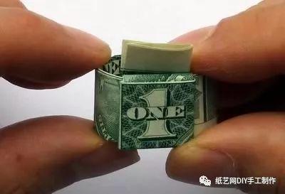 纸戒指的折法图解，如何折一个纸质的玫瑰戒指（谁会不心动<附教程>）