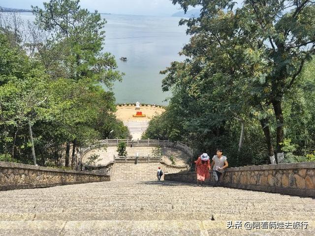 洱海海拔多少米，洱海拔多少米高（发现真是个绝佳的免费宝藏遛娃地）