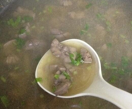 【豬腰瘦肉湯】做法步驟圖 隔三差五吃一次 身體更強壯-起舞食譜網(wǎng)