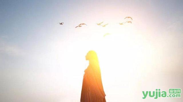 瑜伽冥想到底是什么，如何练习瑜伽冥想（冥想到底是怎么起作用的）