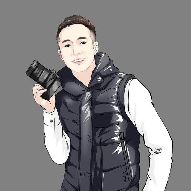 “肌肉/型男/男生头像/成熟”微信，软锦：“肌肉/型男/男生头像/成熟”（成熟型男手绘头像）