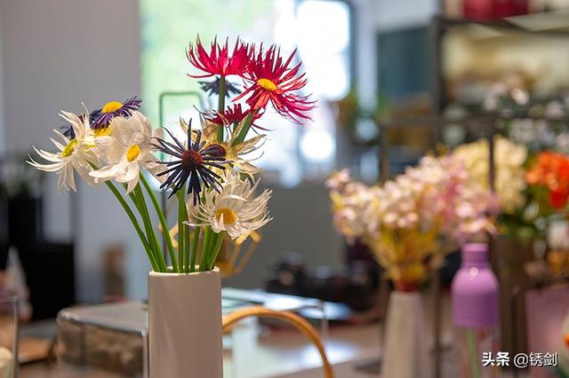 蚕茧怎么保存，蚕茧怎么保存到明年（蚕茧除了缫丝还能变身工艺品）