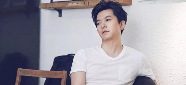 冬天里的一把火歌词，可可托海的牧羊人歌词（原唱无可替代PK翻唱超越经典）