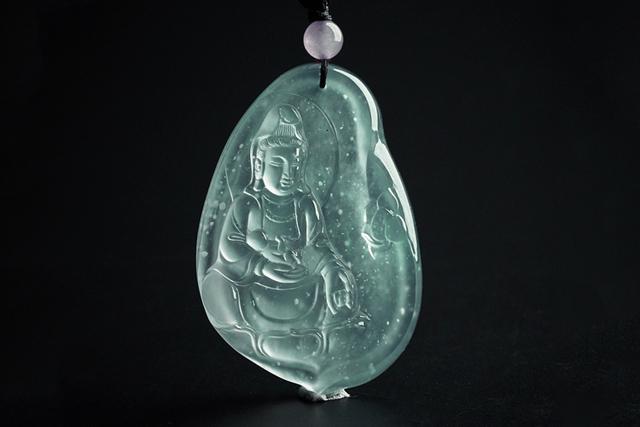 怎样鉴别玉的好坏，玉怎么鉴别玉的好坏（行业老手是这样辨别玉石的品质和好坏的）