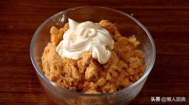 如何做清明团子，清明团子的制作方法（教你做时令美食青团）