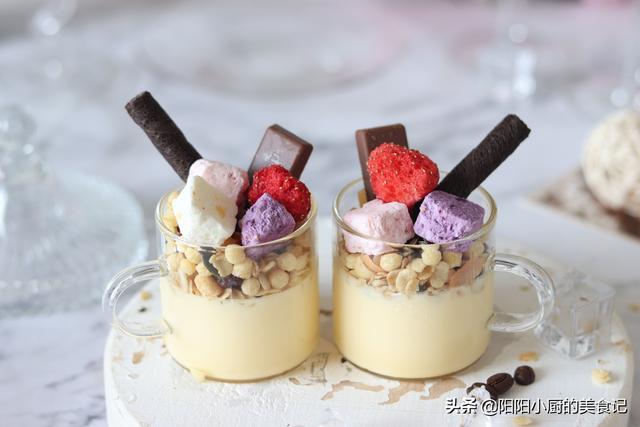 冰激凌可不可以放在热咖啡里，冰激凌可不可以放在热咖啡里喝（冰淇淋和咖啡的奇妙吃法）