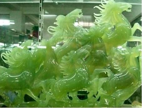 什么是黄白老玉，黄白老玉有假的吗（四大名玉中哪个玉最复杂、透明度最好）