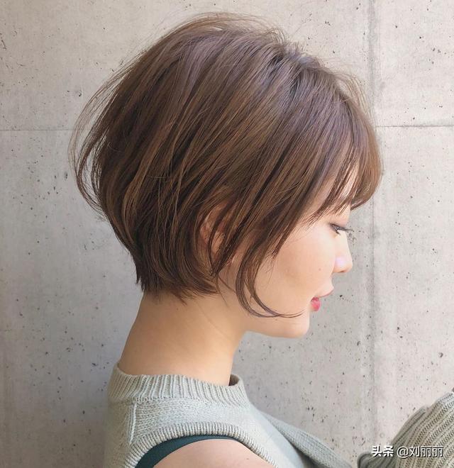 什么样的脸型适合短发，什么脸型适合剪短发（有这3个特征的女性）