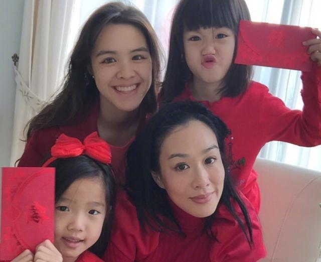 严稚晴和严稚棱，严书琴是混血吗（3人的颜值差距不是一般大）