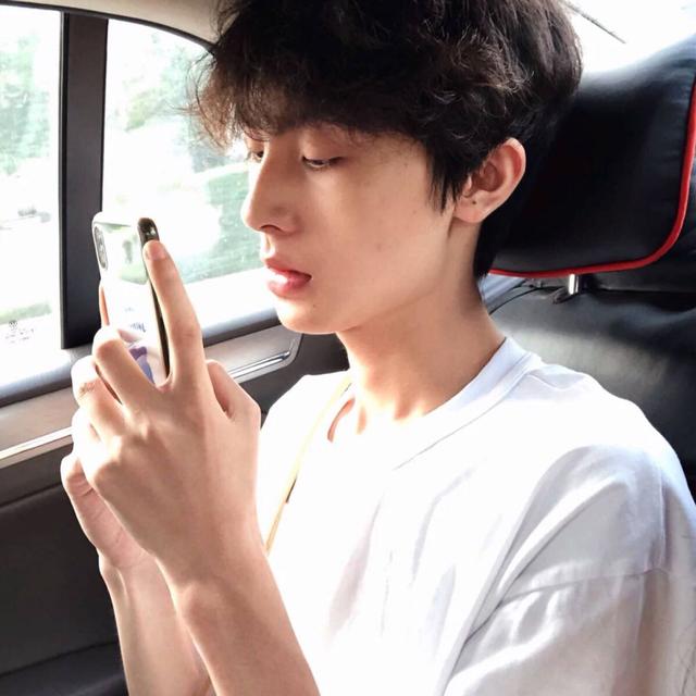 男生INS+港风头像Ծ ̮ Ծ微信，男生INS+港风头像Ծ ̮ Ծ（男生港风头像）