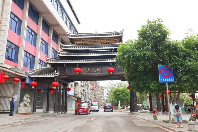 侗族的民族特色是什么，侗族的传统文化特色（认识柳州百里侗乡三江县）