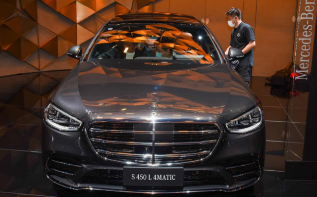 奔驰s350多少钱，奔驰车s350多少钱（91.78万起售）