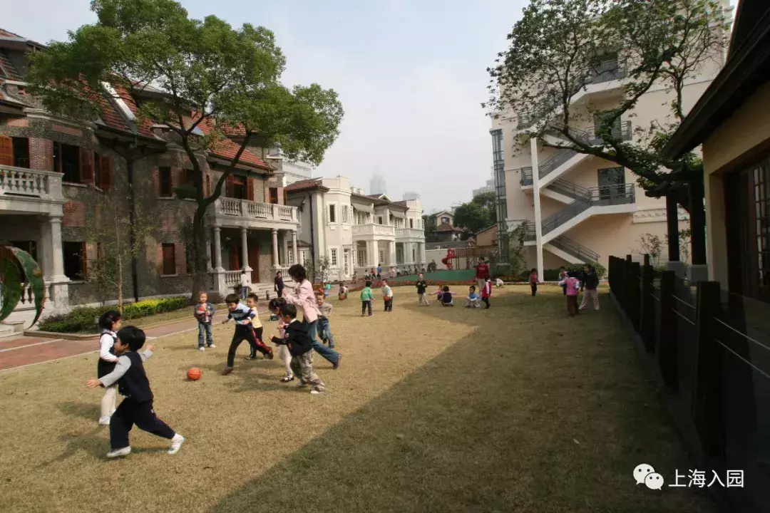 上海市荷花池幼儿园怎么样，上海市荷花池幼儿园怎么样啊（上海的公办幼儿园也能这么好看）
