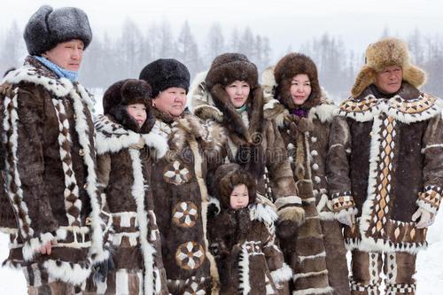 西西伯利亚人口图片