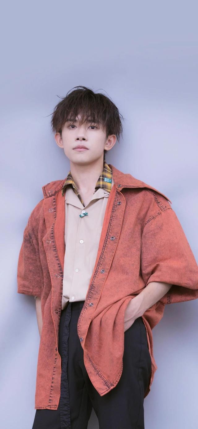 tfboys头像，TFBOYS微信（明星头像壁纸）