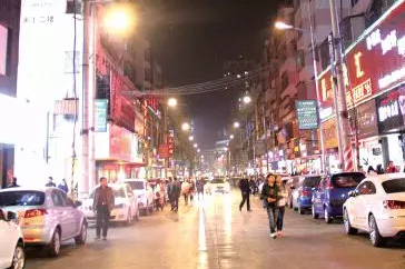 贵州省贵阳市区号，0851是哪里的区号（安顺，一座正在“消失”的城市）