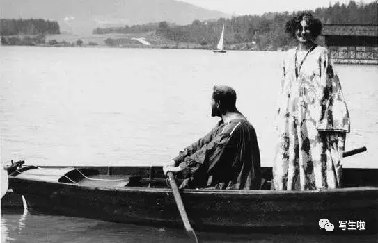 雕像英文sculpture，雕像英文（女人、性与爱、是他艺术的全部）